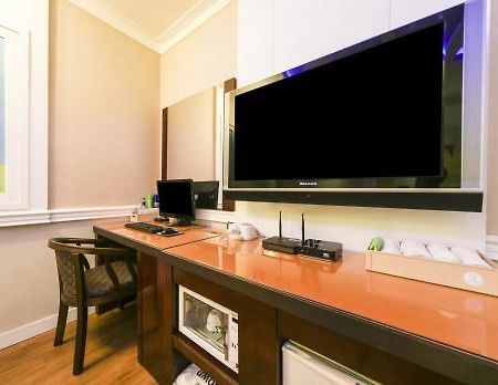 Lejlighed i Uichang-gu på 1000 m². Soveværelser: 1. Private badeværelser: 1. Changwon Eksteriør billede